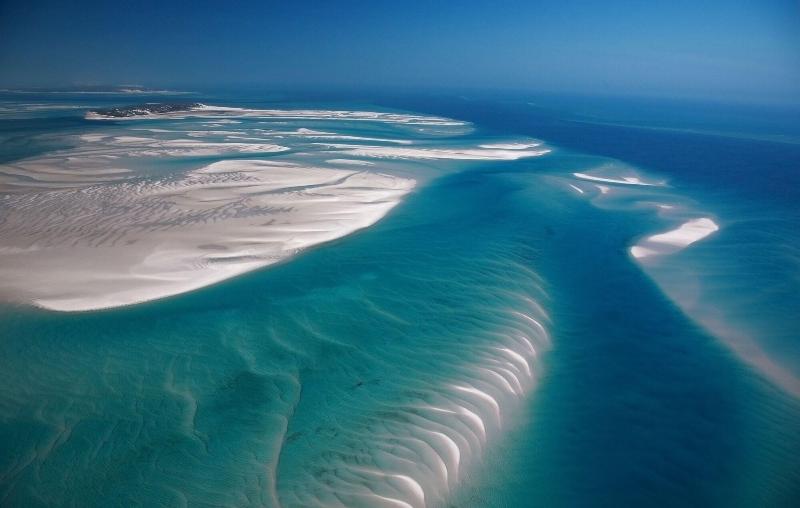 Azura Benguerra Island image