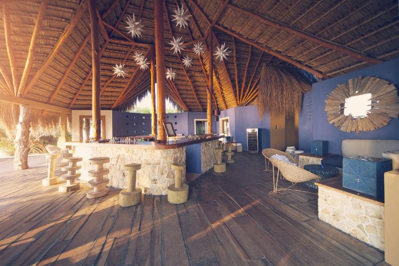 Azura Benguerra Island image