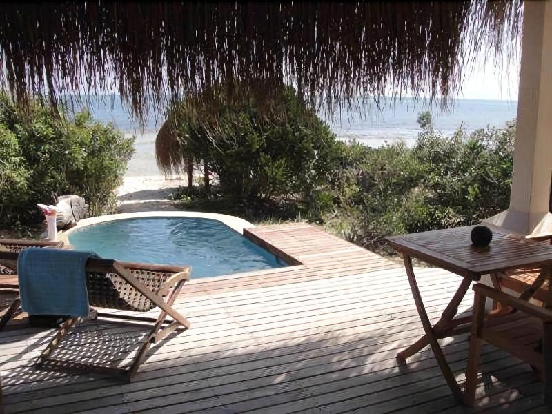 Azura Benguerra Island image