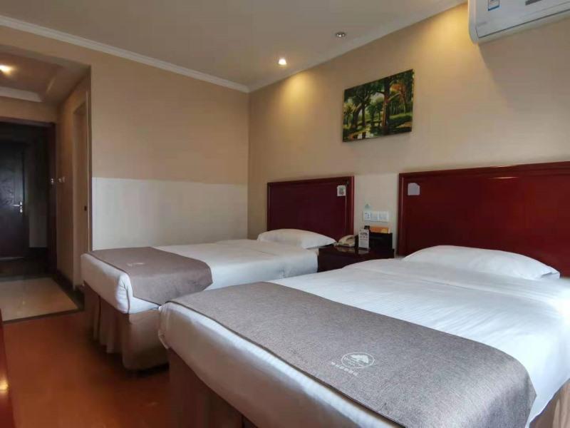 GreenTree Inn Qinhuangdao Olympic Center Express image