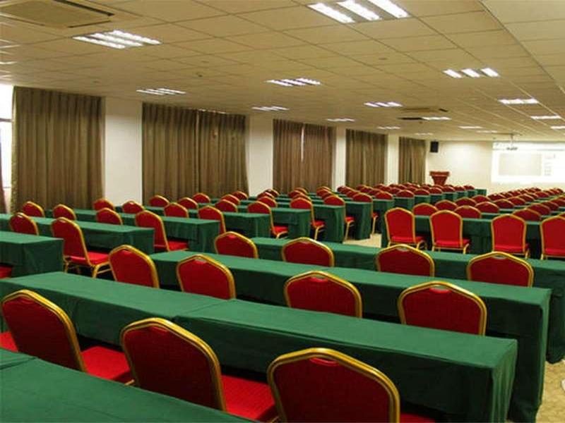 Shanghai Manhattan Hotel Minhang image