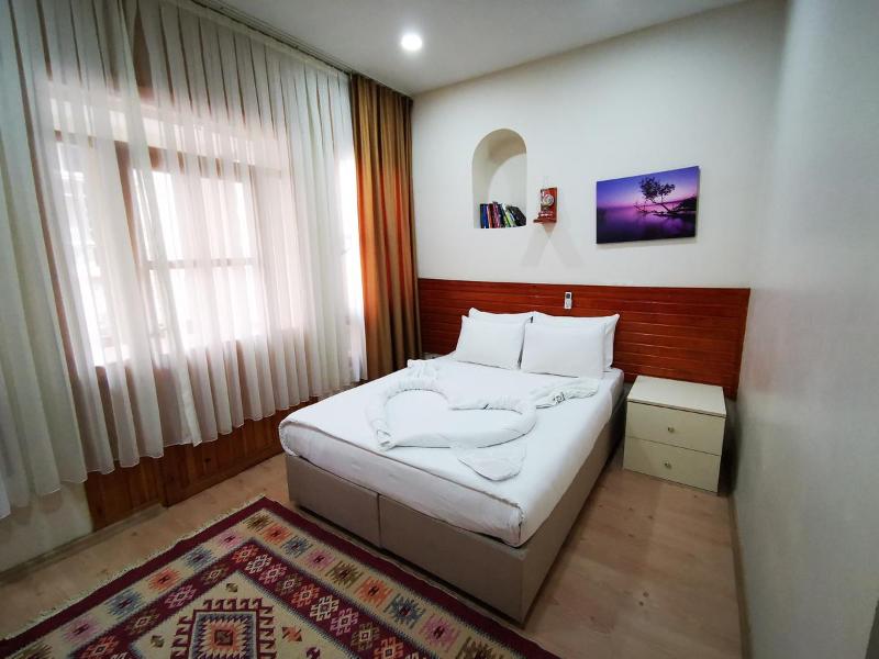 Otantik Guest House image
