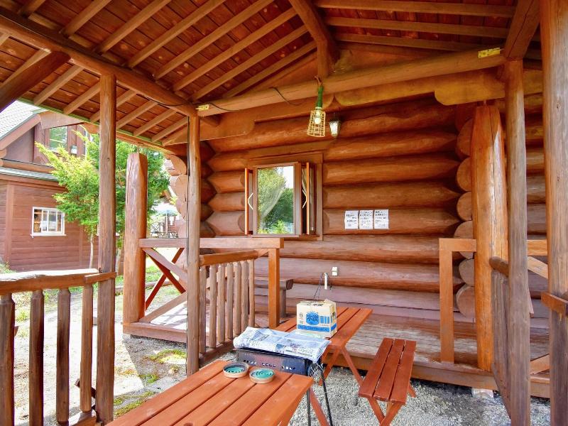 Canadian Log Cottage TAKITARO image