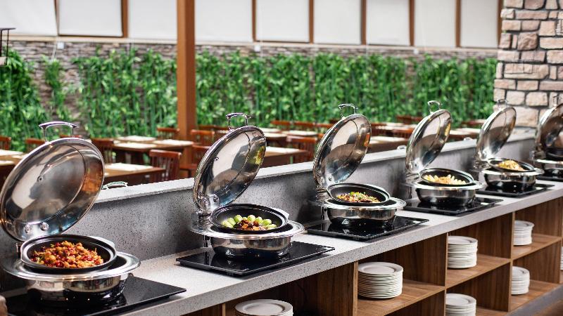 Holiday Inn Dalian Hot Spring image