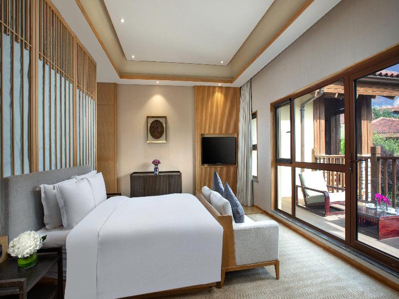 Holiday Inn Dalian Hot Spring image
