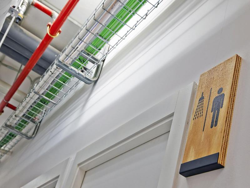 Hola Hostal Collblanc image