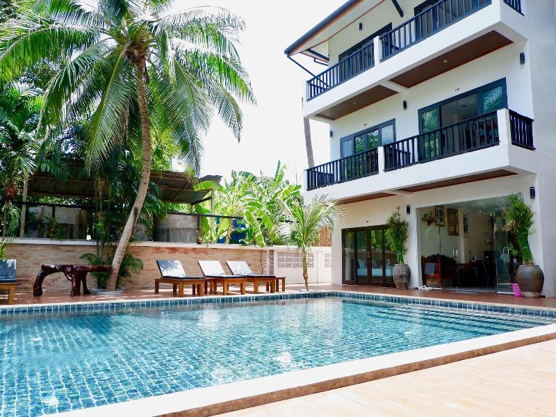 AIYA RESORT KOHTAO image