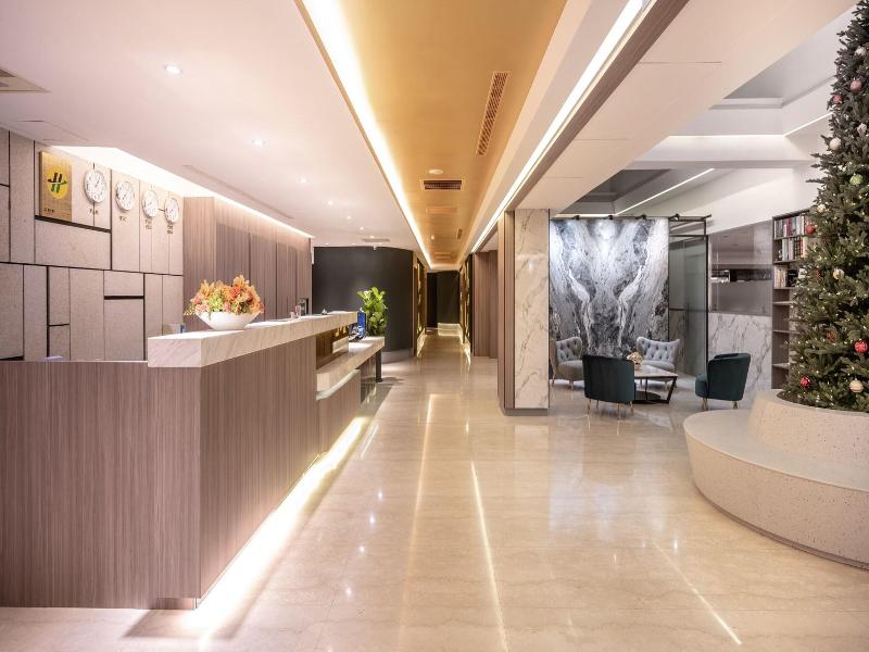 Yuhao Hotel - Zhubei image