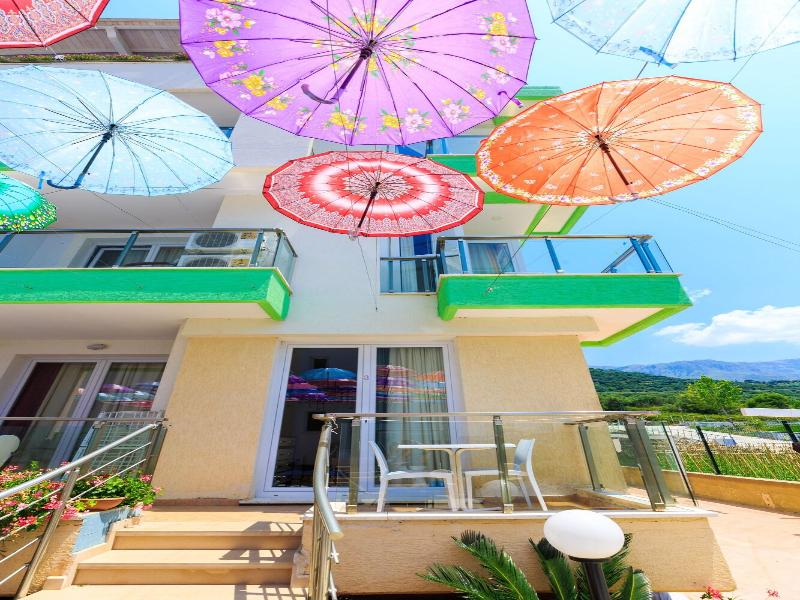 Hotel Garden image