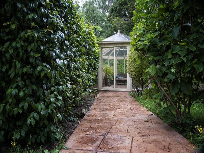 Aquila Nova Retreat image