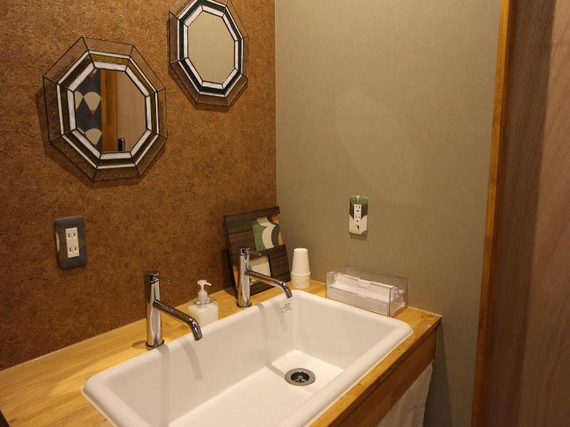 SHARIN Kanazawa Traveler's Inn