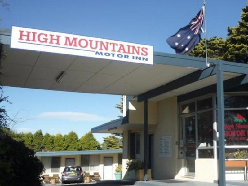 High Mountains Motor Inn image