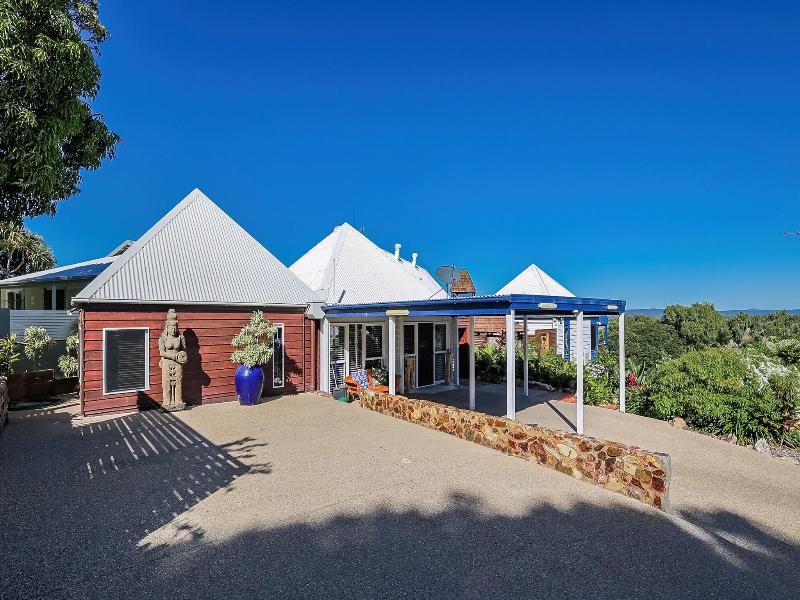 1770 Sovereign Lodge Resort