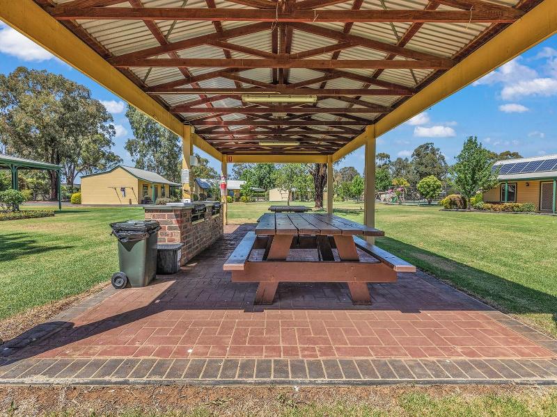 Murray River Resort