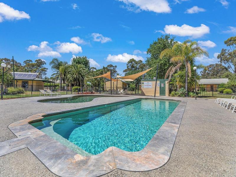 Murray River Resort