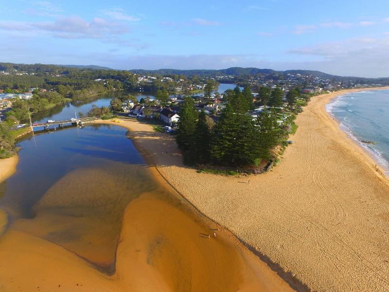 The Clan Terrigal image
