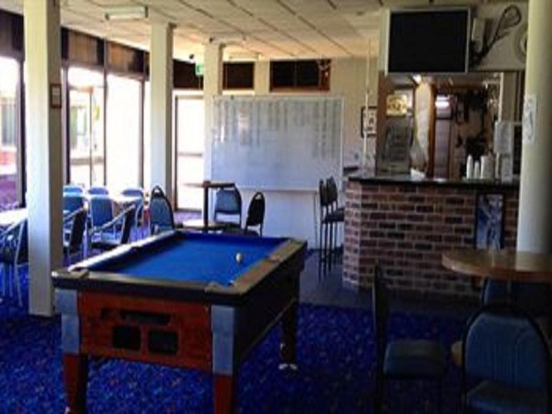 Town And Country Motor Inn Forbes