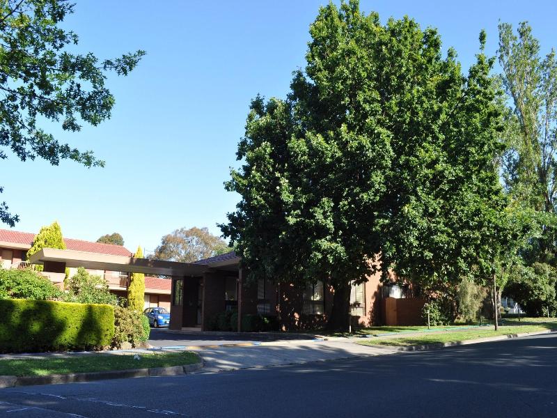 Nunawading Motor Inn image