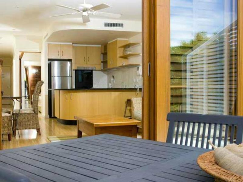 Colonial Resort Noosa image
