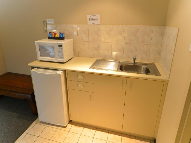 Wattle Grove Motel image