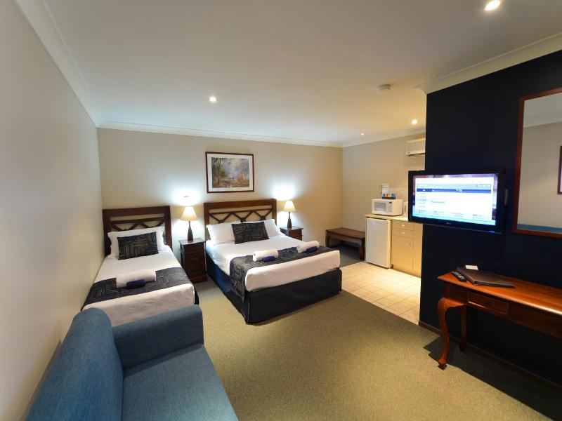 Wattle Grove Motel image