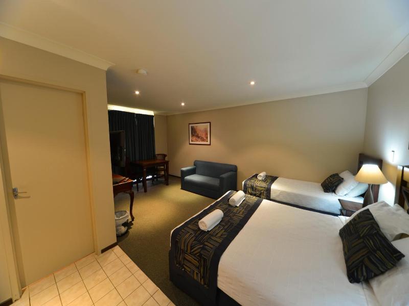 Wattle Grove Motel image