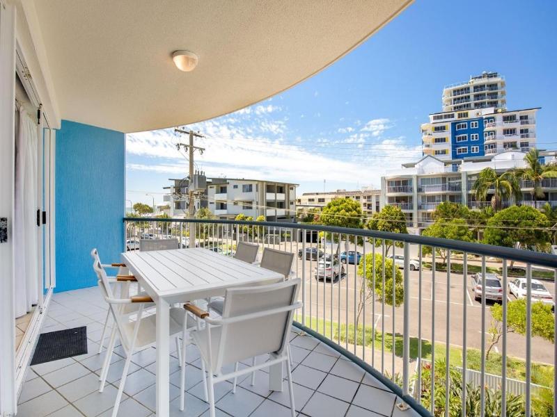 Coral Sea Apartments