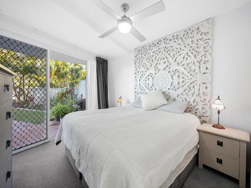 Coral Sea Apartments