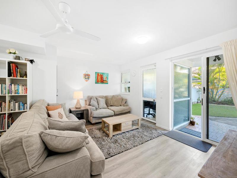 Coral Sea Apartments