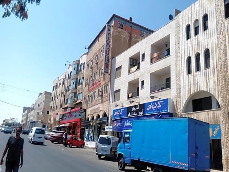 Al Fawanes Hotel Apartments image