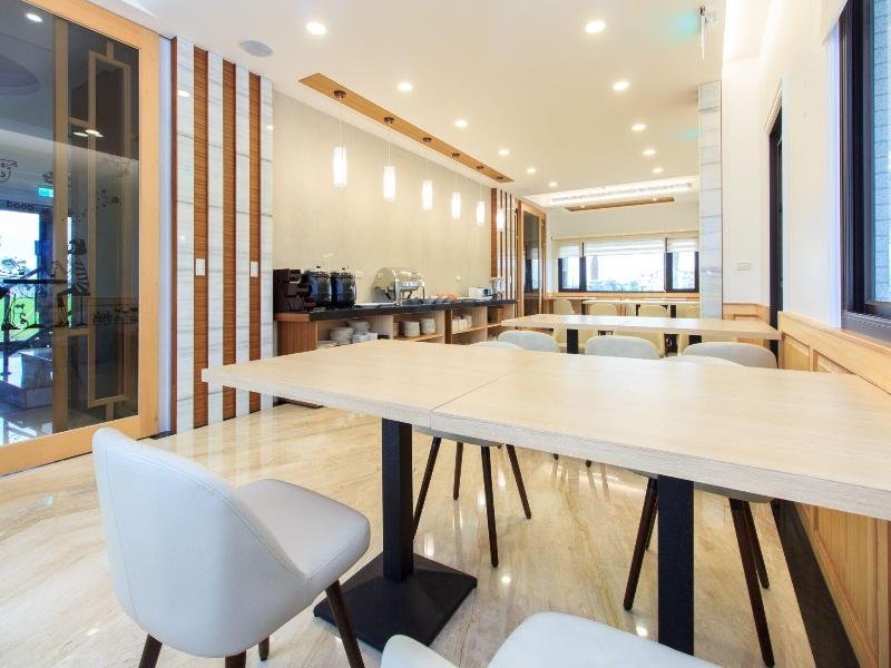 Urban Oasis Inn - Yilan image
