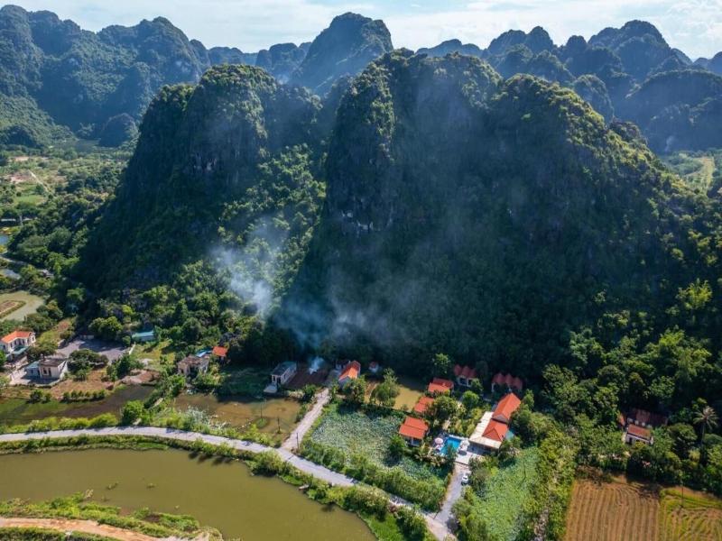 Trang An Retreat image