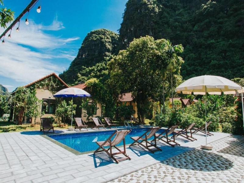 Trang An Retreat image