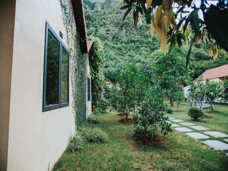 Trang An Retreat image