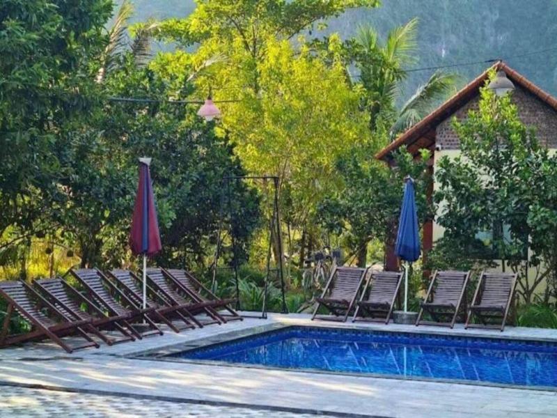 Trang An Retreat image