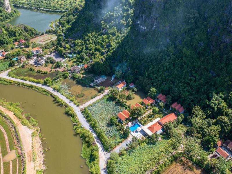 Trang An Retreat image