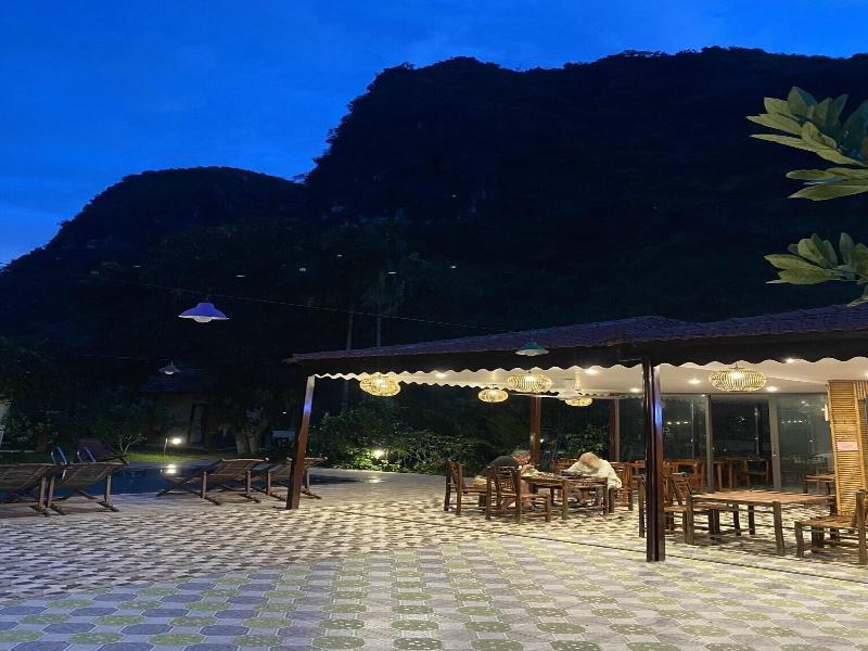 Trang An Retreat image