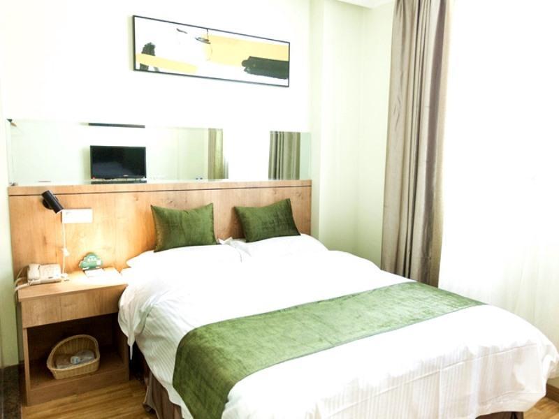 DOUBLE PREMIER KING BED