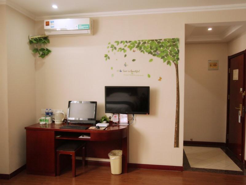 Greentree Inn Zhenjiang Yangzhong North Gangdong R image