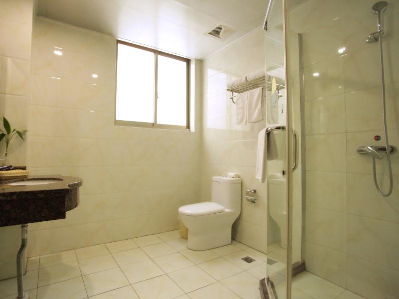 Greentree Inn Zhenjiang Yangzhong North Gangdong R image