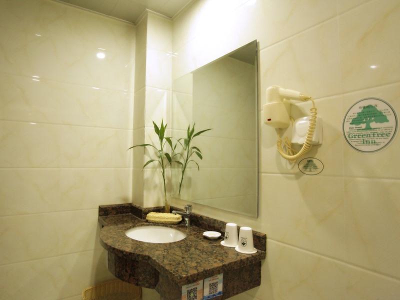Greentree Inn Zhenjiang Yangzhong North Gangdong R image