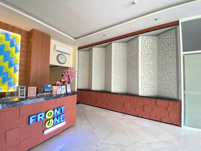 Front One Purwodadi