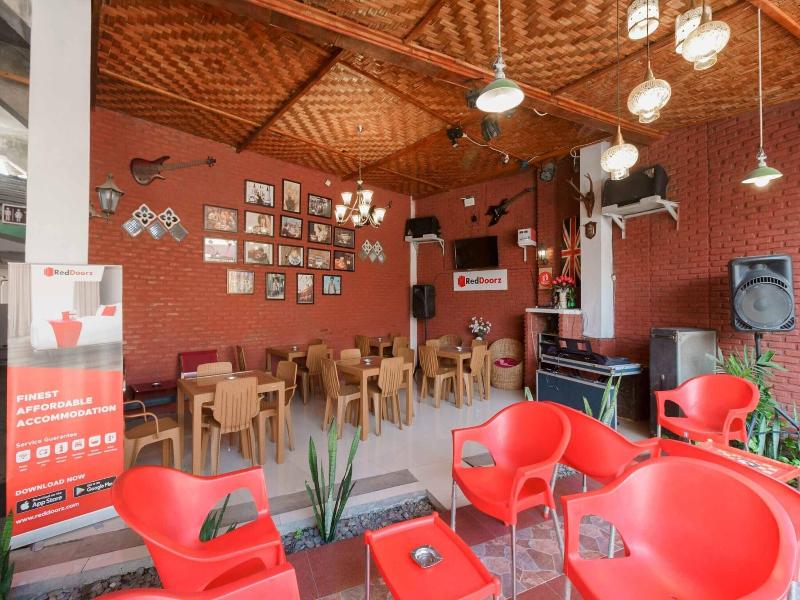 Formerly RedDoorz Jalan Asahan Pematang Sianta