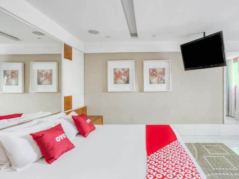 OYO Nobs Hotel image