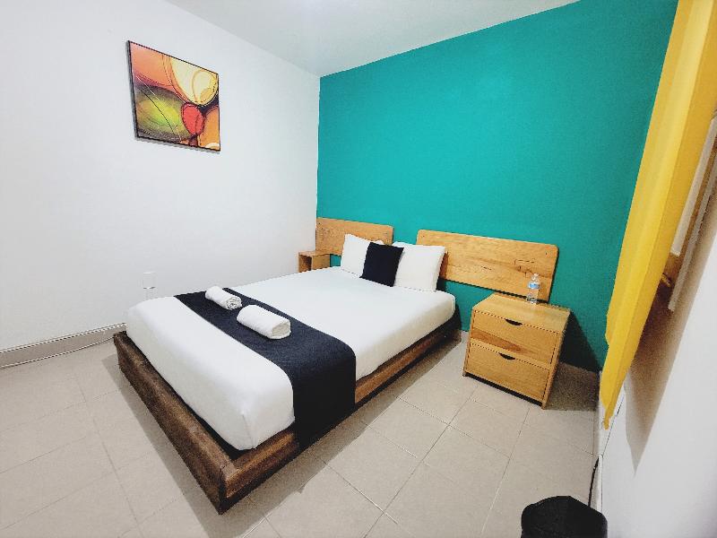 Hotel Dulce Luna    image