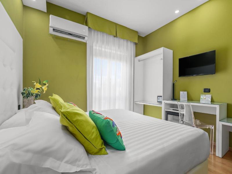 Reggia Suite Spa Hotel image