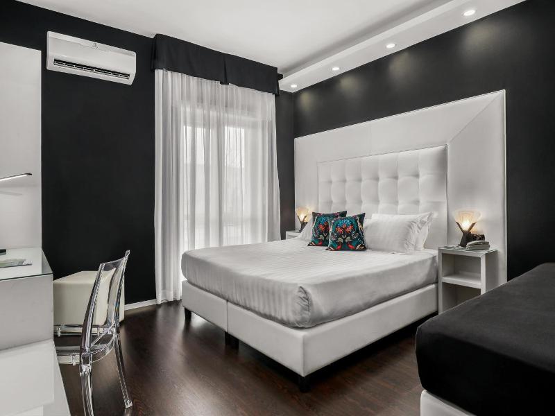 Reggia Suite Spa Hotel image
