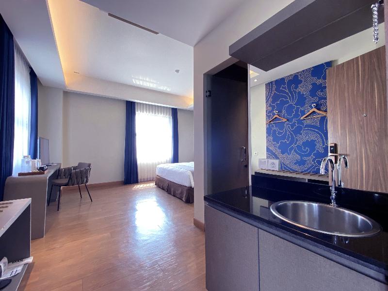 Luminor Hotel Sidoarjo image