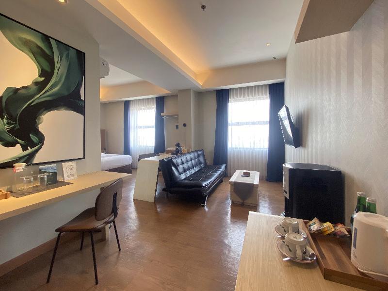 Luminor Hotel Sidoarjo image