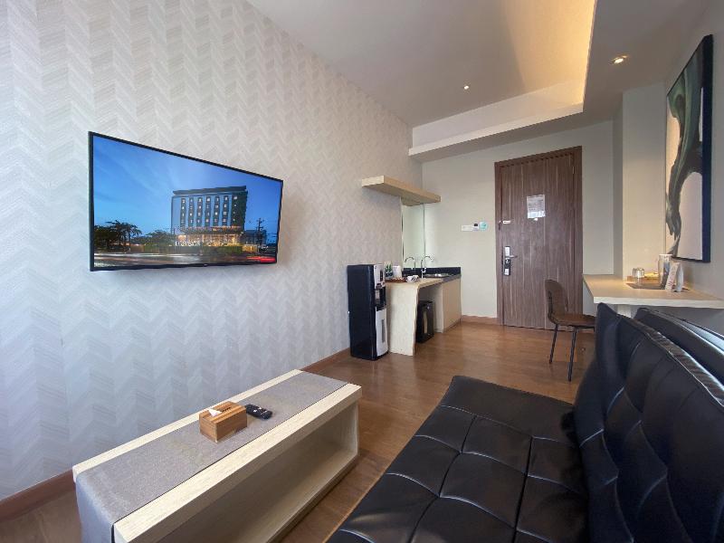 Luminor Hotel Sidoarjo image